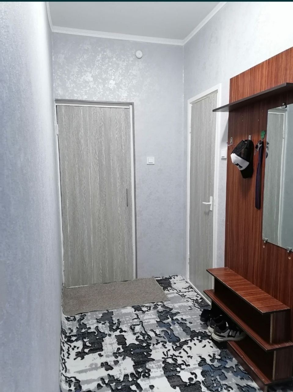 ,Срочно! Аренда ! Юнусабад 17кв 1*2/5/5 чистая