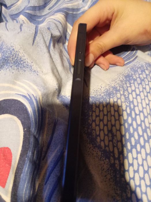 Vând telefon Samsung galaxy 25 5G