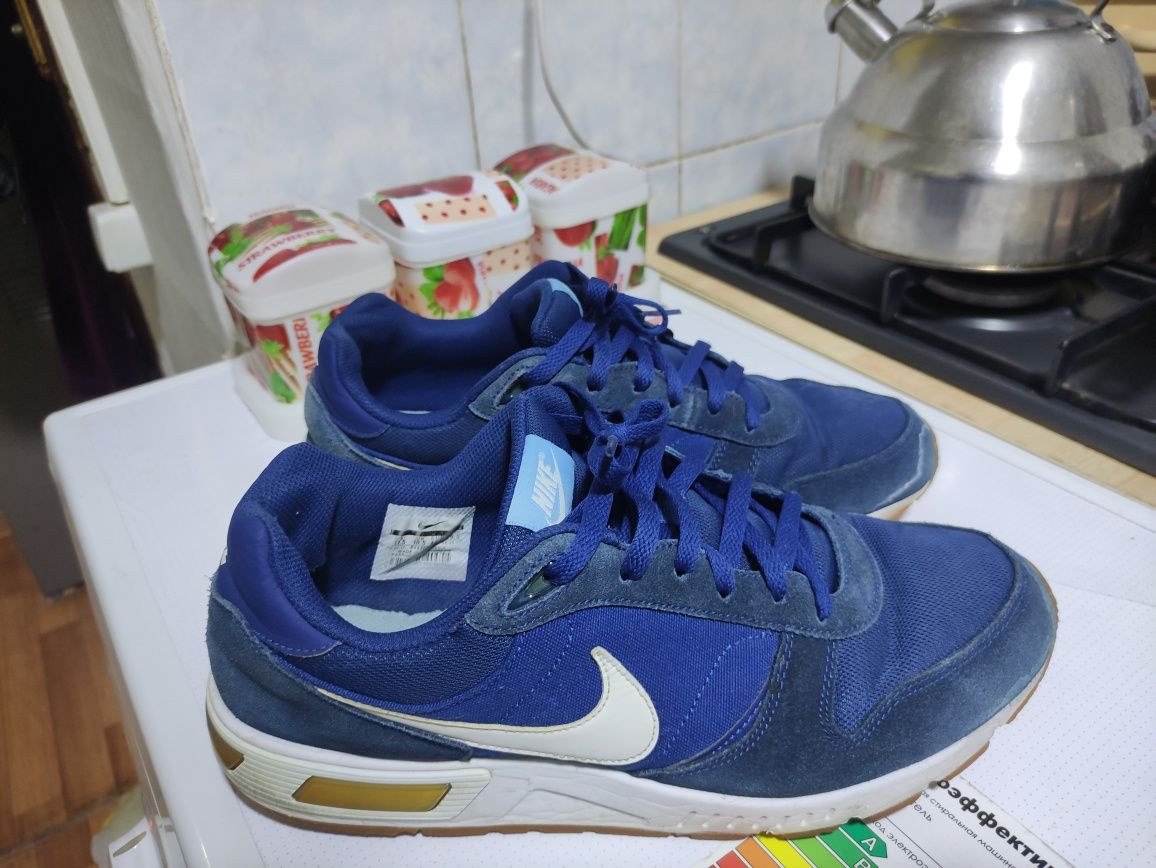 Продам Nike original, размер 45