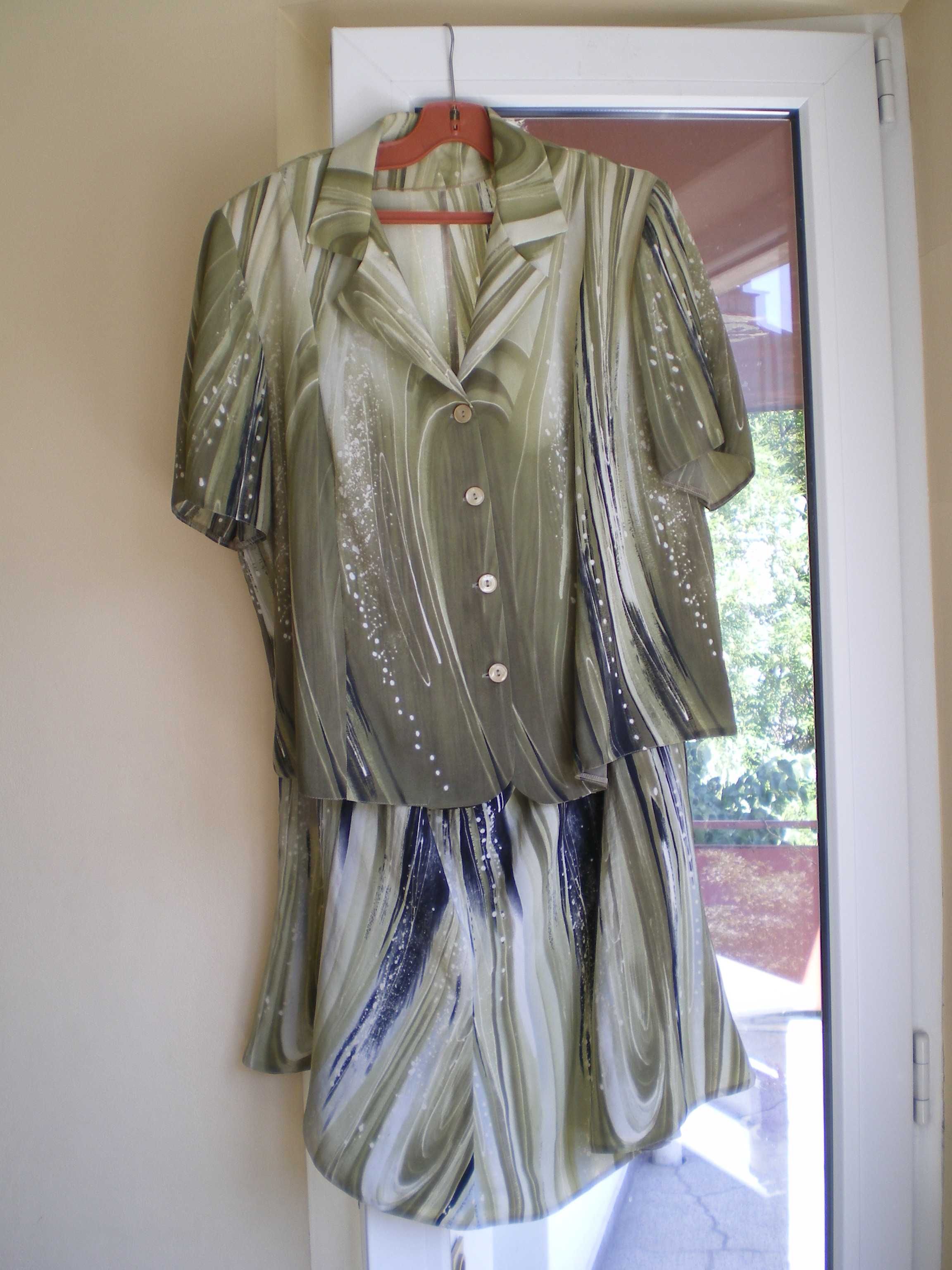 Дамски костюм размер 50-52/ Дамски блузи