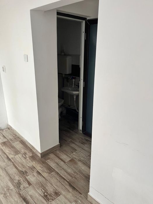 Inchiriez spatiu comercial in Zona Gara Mare