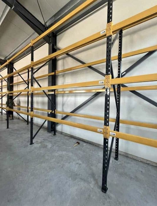 Rafturi metalice industriale