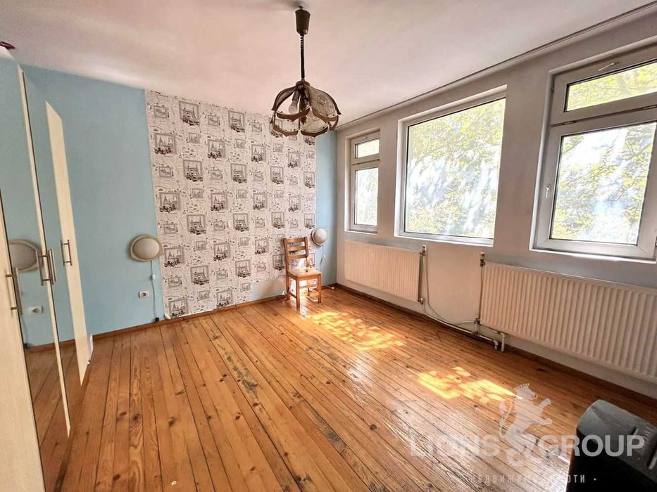 Многостаен апартамент – 145 кв.м