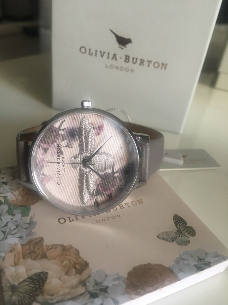 Часовник Olivia Burton London