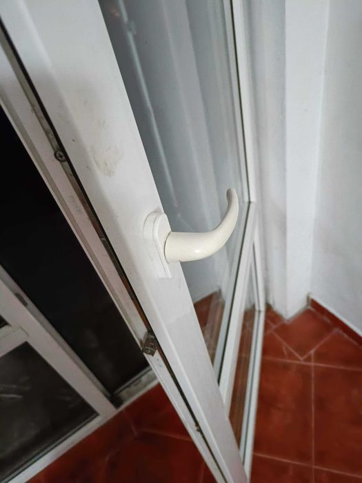 Дограма REHAU 240/206 с врата