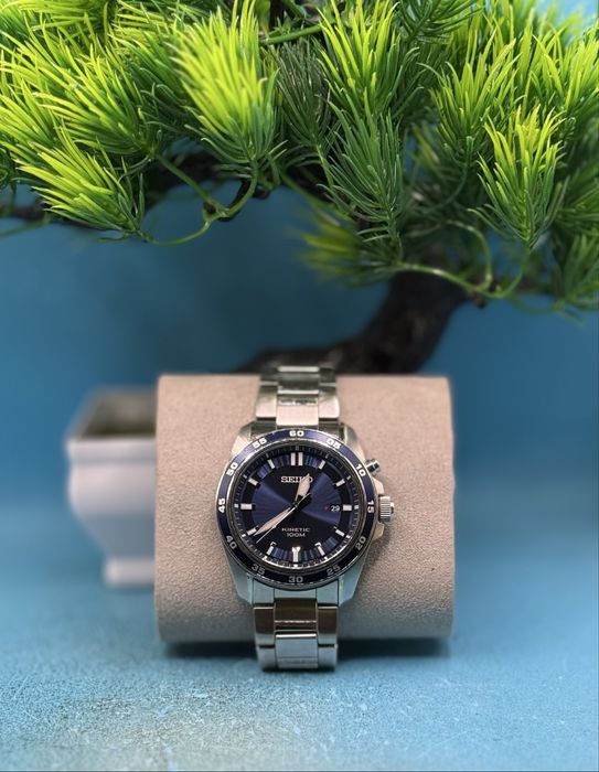 Мъжки часовник SEIKO 5M82-0BE0 Kinetic, 100 м водоустойчивост