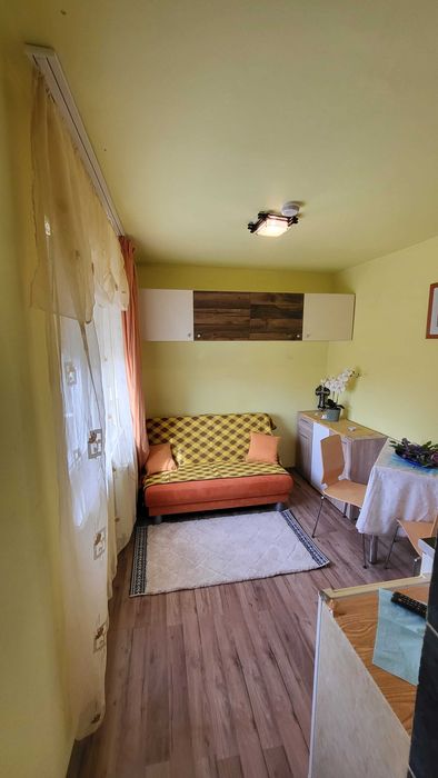 Inchiriezi garsoniera s au vanzare