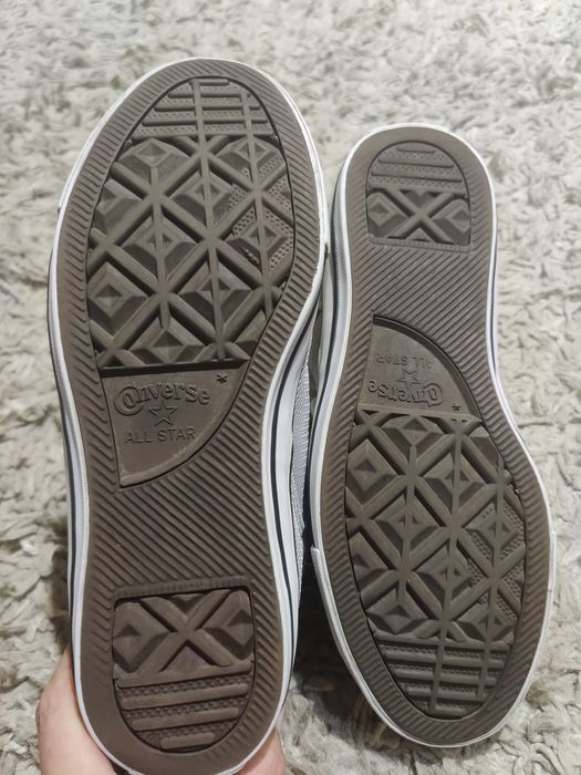 Vând adidași converse Nr 40