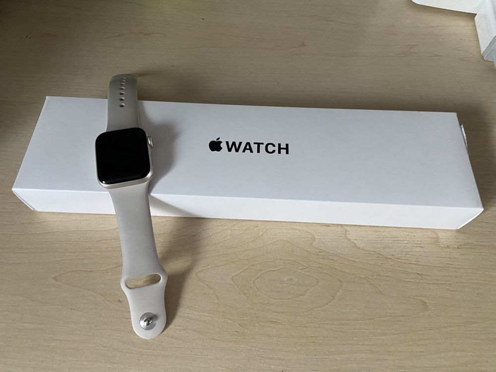 Apple watch se2 gen 40 мм