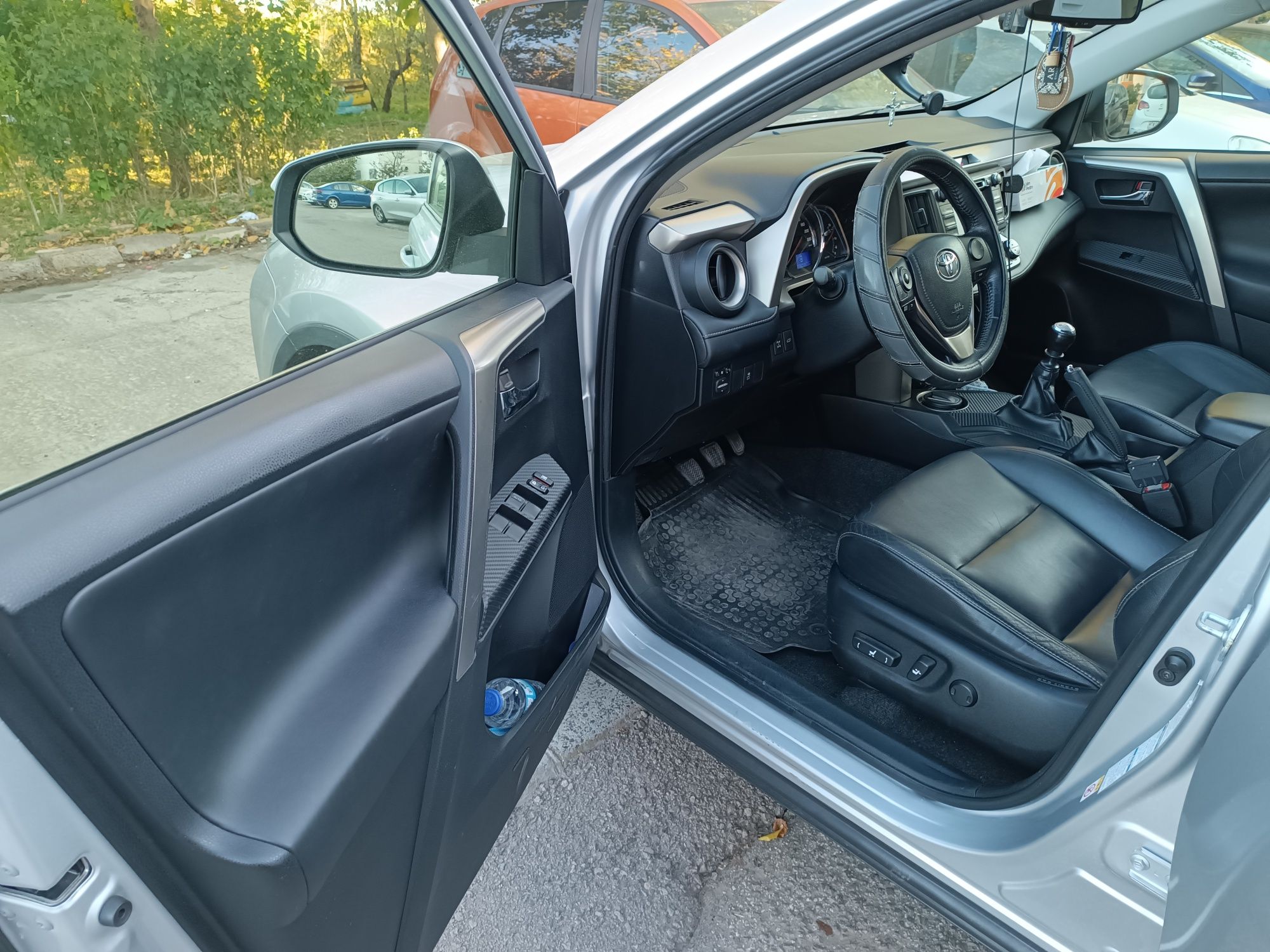 Toyota RAV4 2014