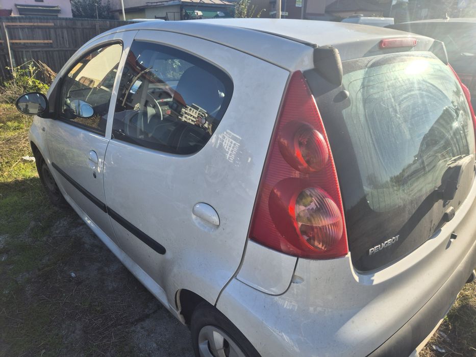 Peugeot 107 benzina