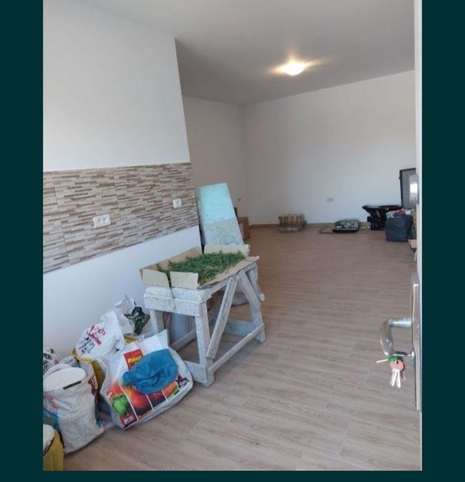 2 Garsoniere la curte,teren 332mp,utilitati,asfalt,parcare.pret75000€.