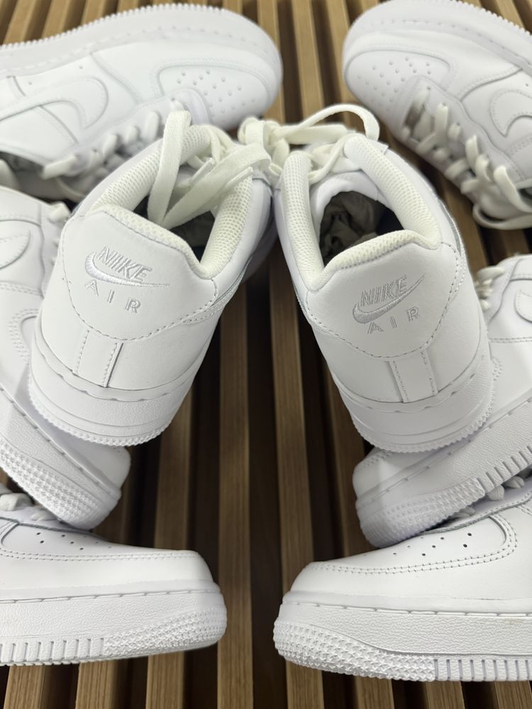 Air Force 1 Triple White GS(38-38.5)