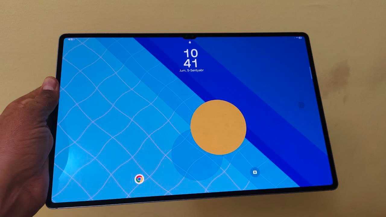 Samsung TabS10 Ultra plansheti + Klavitura + chexol + fast charger 2 m