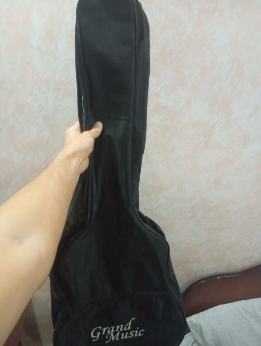 Akustik Gitara sotiladi +4 sovg'a