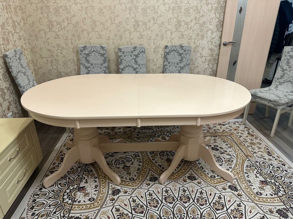 Продам овальный обеденный стол трансформер