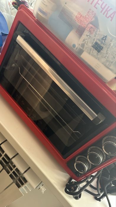 Продам духовую печь в отличном состоянии