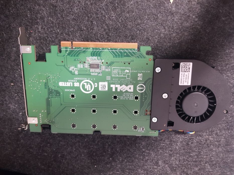 Adaptor NVMe Adaptor 4x NVMe DELL DPWC400 pentru server ws Dell
