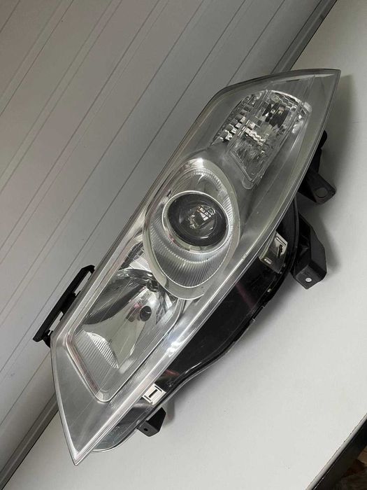 Far stanga Renault Megane 2 2006 2009