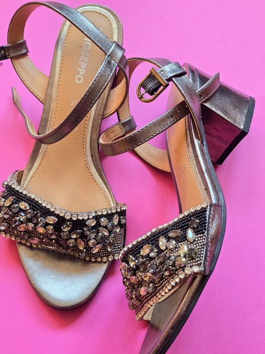 Gioseppo сандали с камъни в сребро - 39 размер