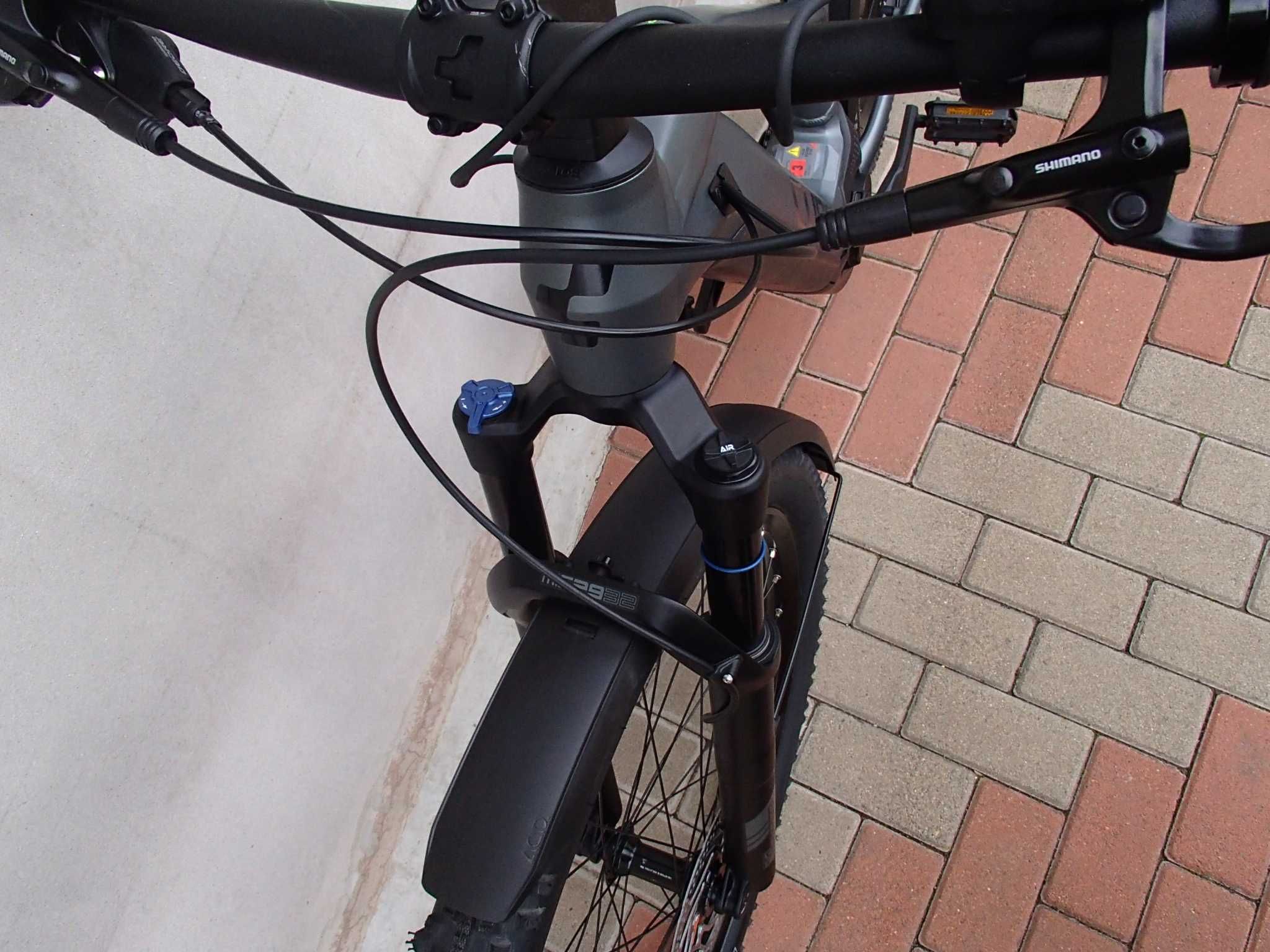 Bicicleta cube MTB electric cx bosch, 29 x2,6, -nou
