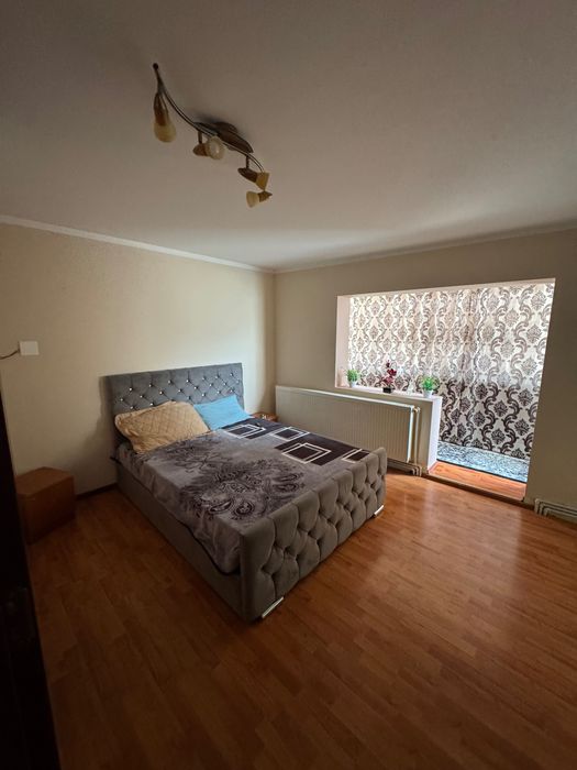 Vand apartament 3 dormitoare  căpitan Drăgănescu