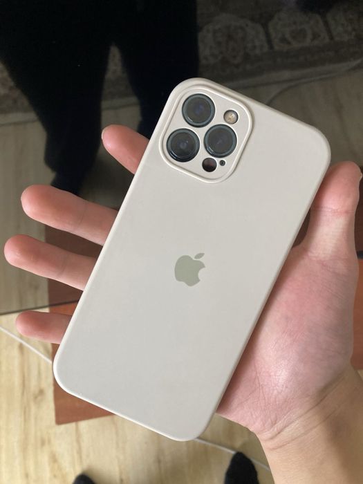 Продаю iPhone 12 про макс
