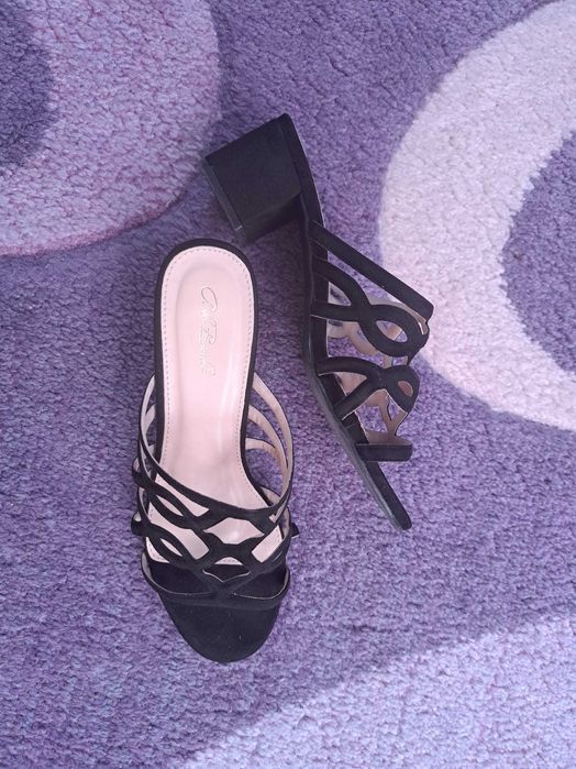 Дамски чехли 2 чифта с ток