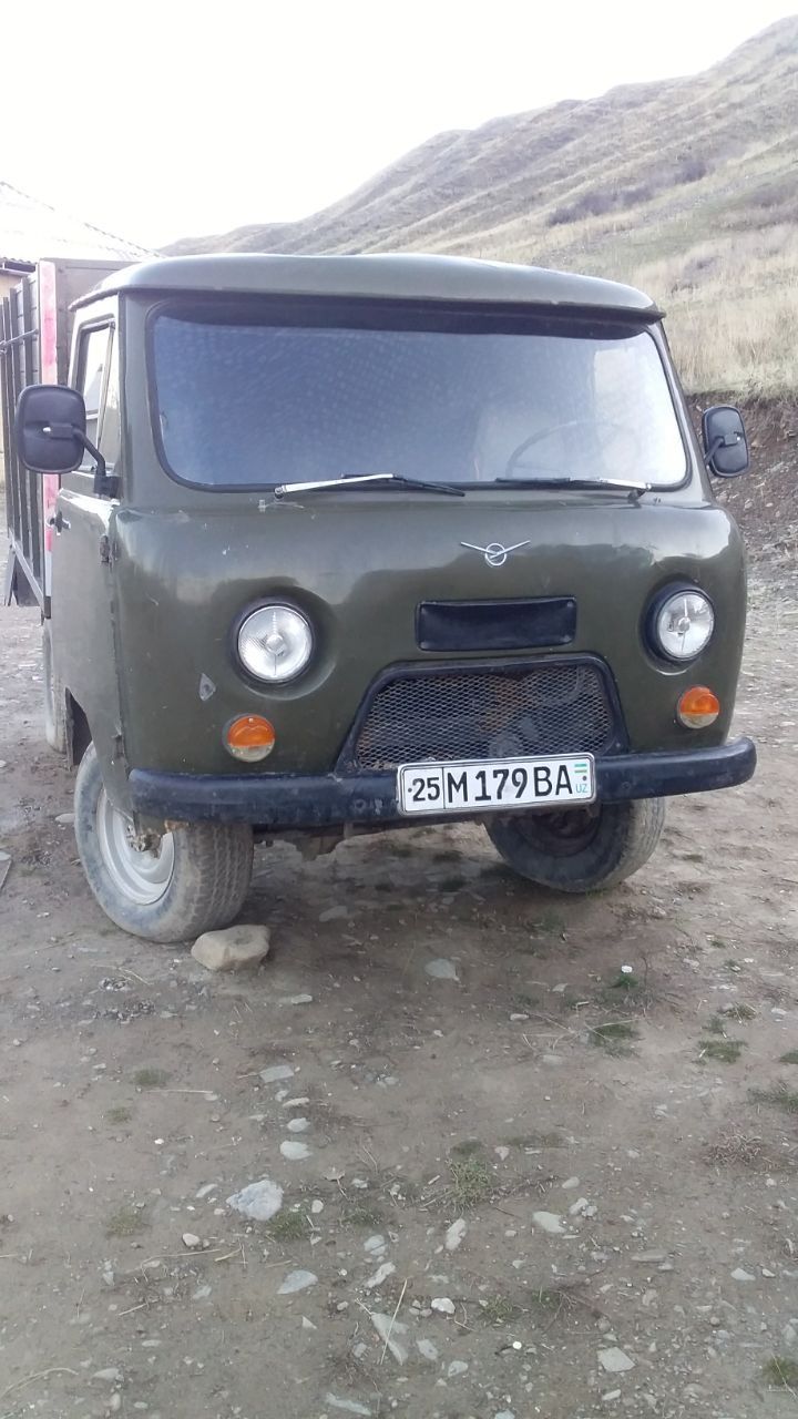 UAZ  sro‘chna sotiladi holati yaxshi arzon narxda