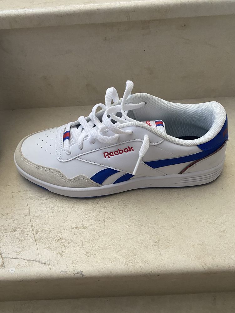 Маратонки Reebok номер 42.5 нови неизползвани