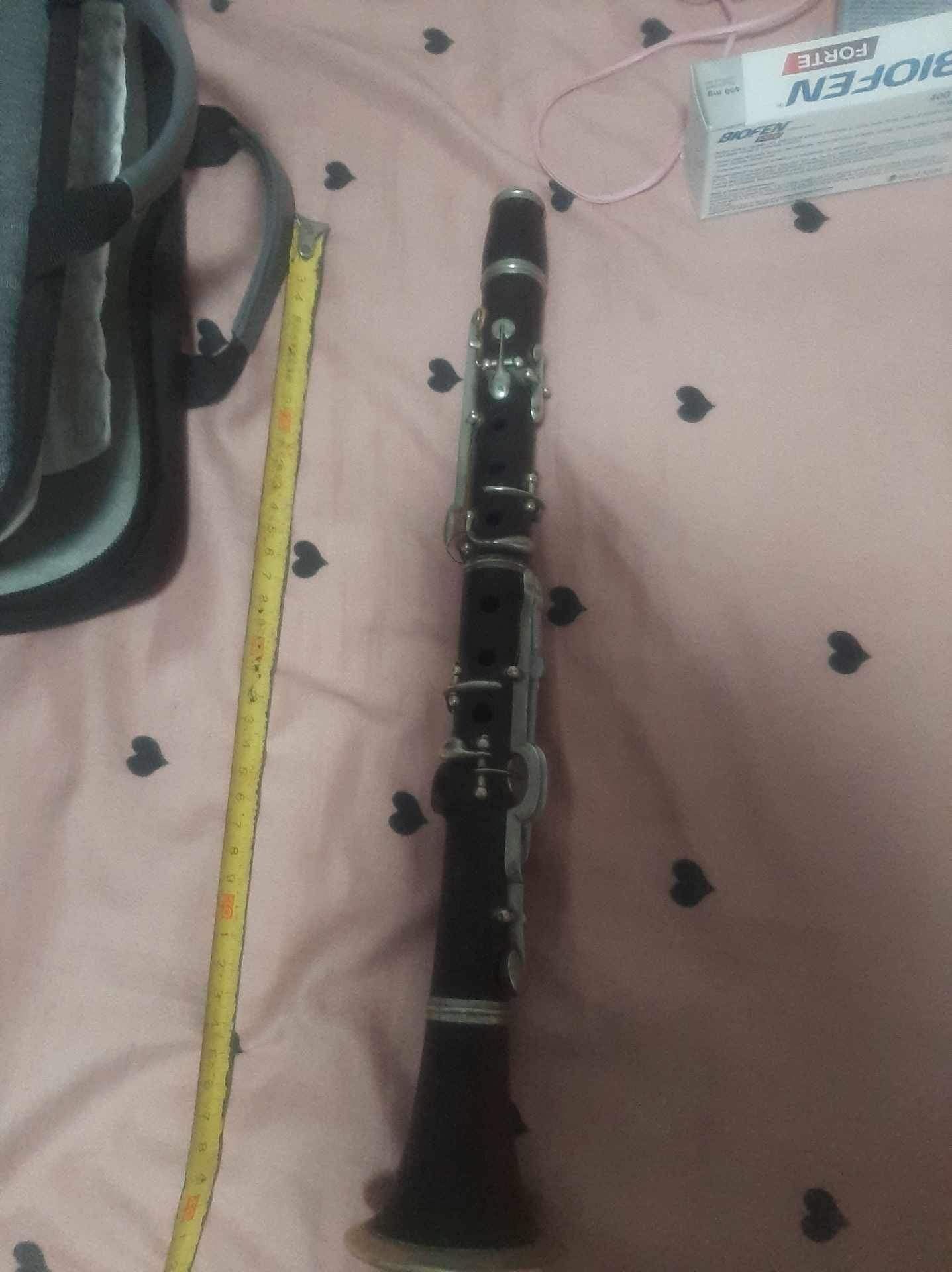Vând Clarinet foarte vechi