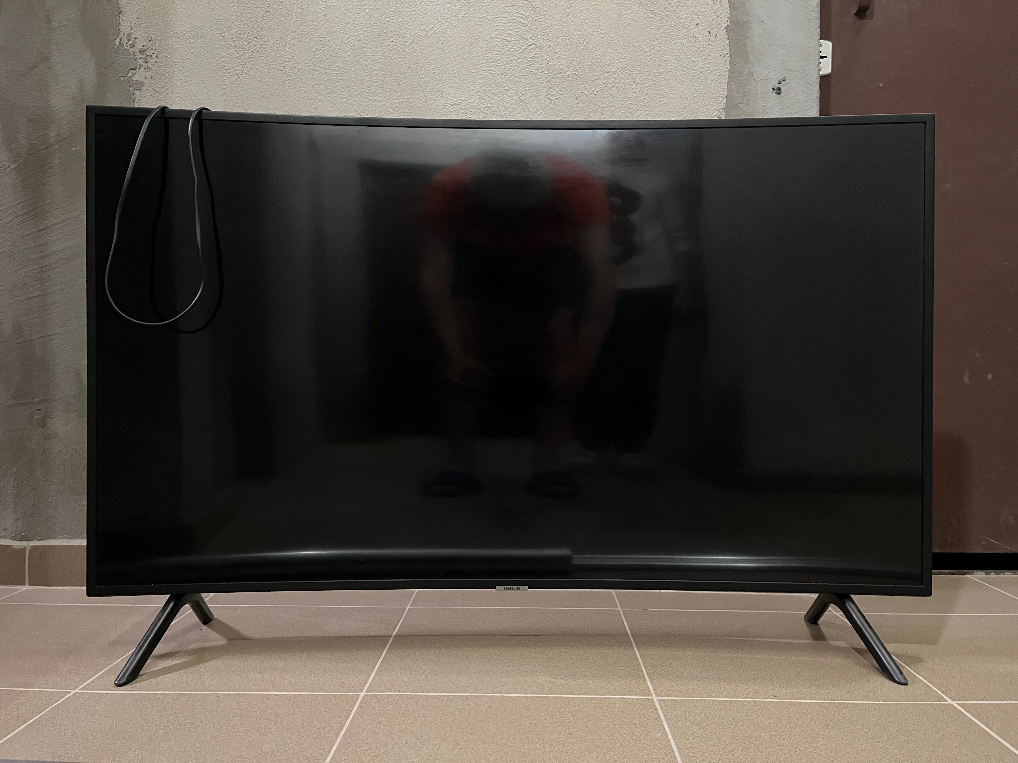 Телевизор 49" Samsung 49NU7372 - UE49NU7372UXXH