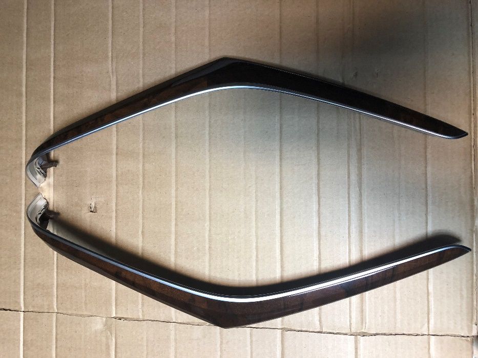 Махагонови орнаменти за задни врати за Мерцедес S class W222