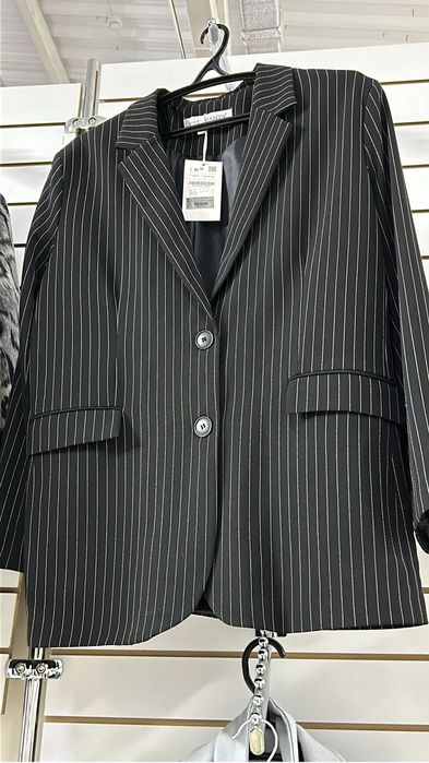 Продам новый пиджак оверсайз