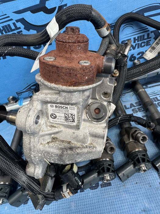 Kit injectie bmw f10 f11 530d 258cp  injectoare 258cp