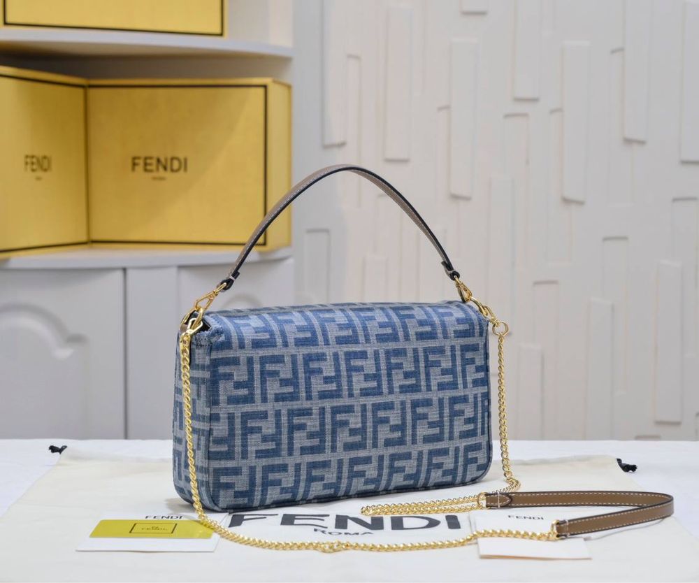 Дамска чанта Fendi топ модел
