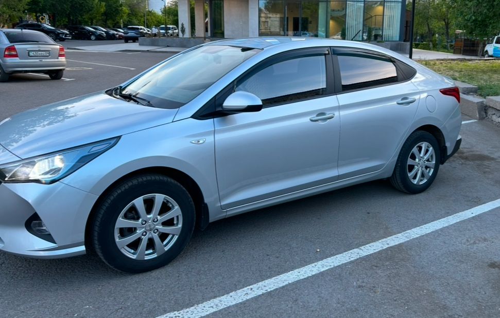 Диски skad  r15 на accent solaris rio отличное состояние