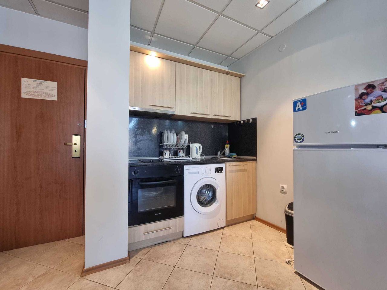 Продава се Двустаен апартамент в к.к. Слънчев бряг - 72 кв.м за 1021 €/кв.м - Снимка #7
