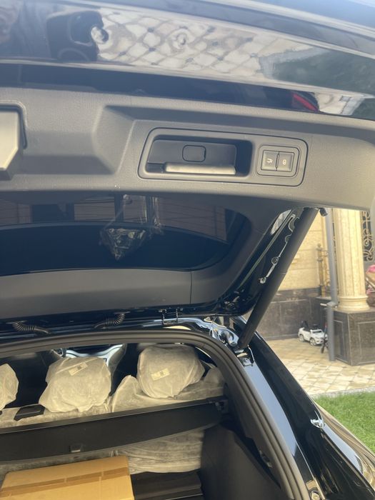 BYD   Чимпон гибрить  Янги 2025 ел