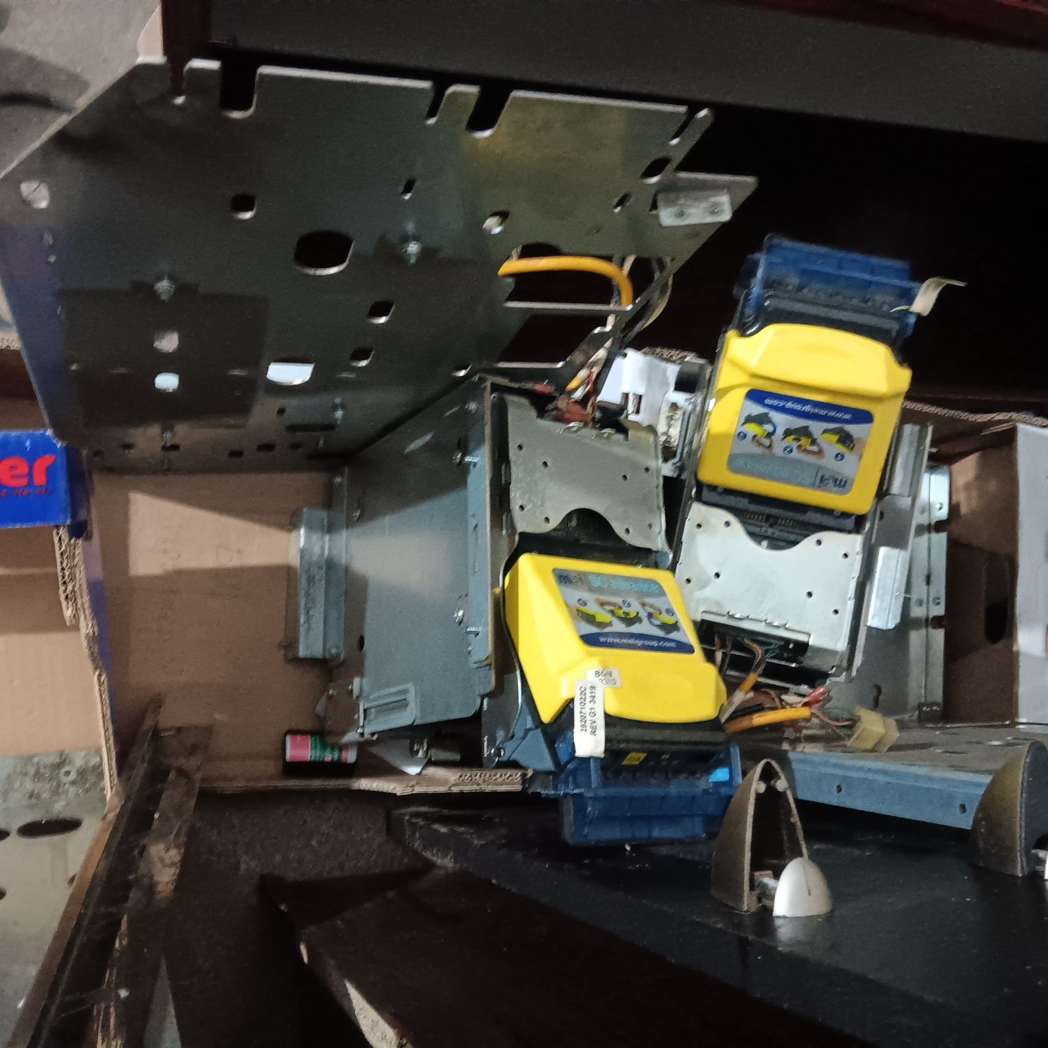 Банкнотоприемници ( Mei bill acceptor)