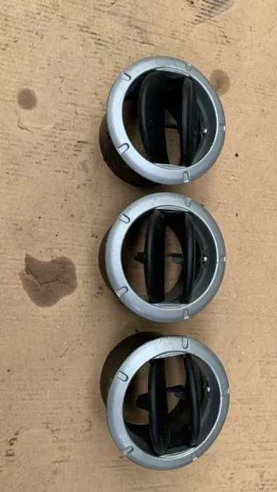 Grila aerisire bord Dacia Logan 2004-2008