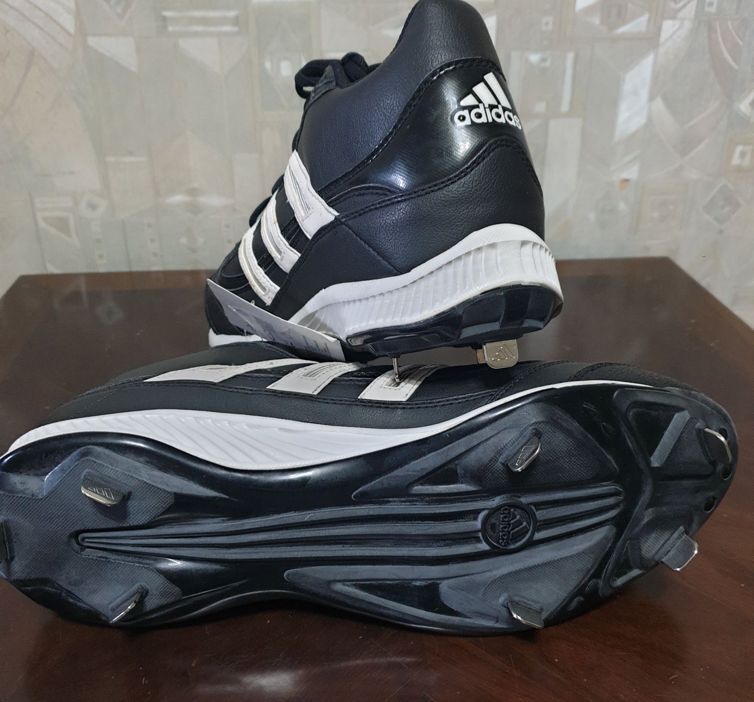 Бутсы футбольные ADIDAS Spinner 7 Mid