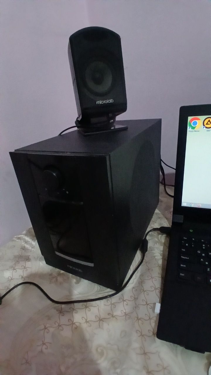 Noutbuk sotiladi mikralob bn birga