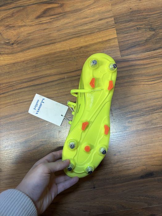 Футболни обувки Puma (метални)