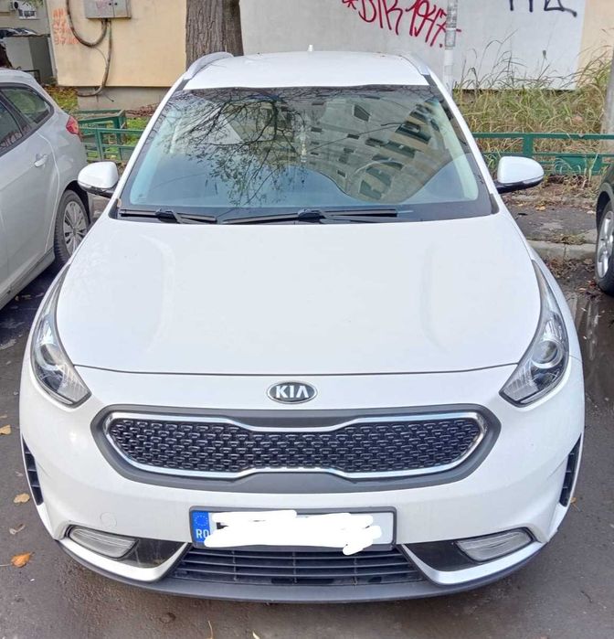 KIA Niro subcompact SUV, hibrid, an 2017,import Olanda.
