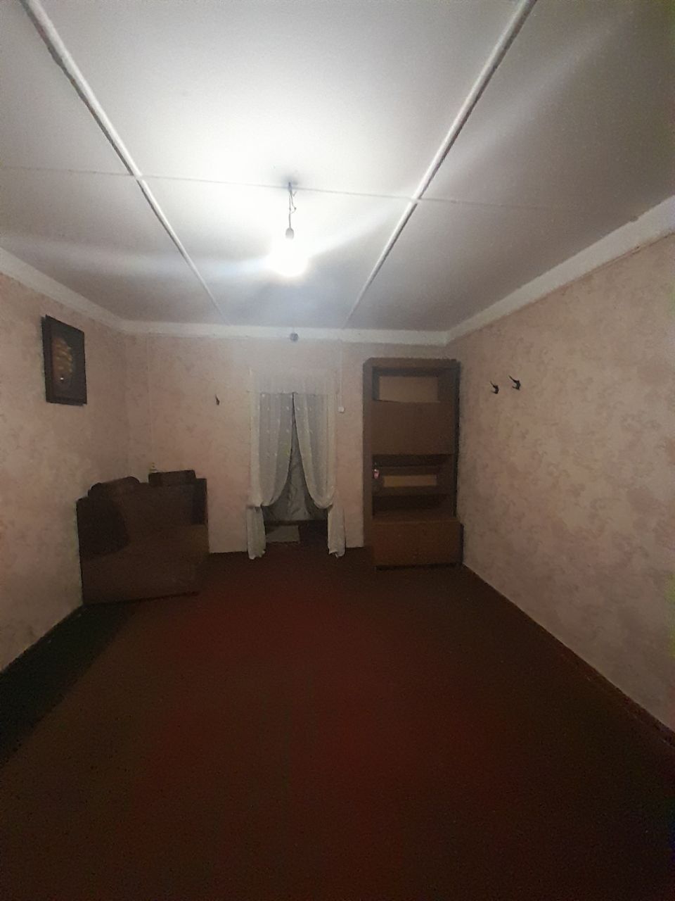 3/1/2. Дом деревянный. Спутник 4 (Сергели). Квартира 50 м². Метро