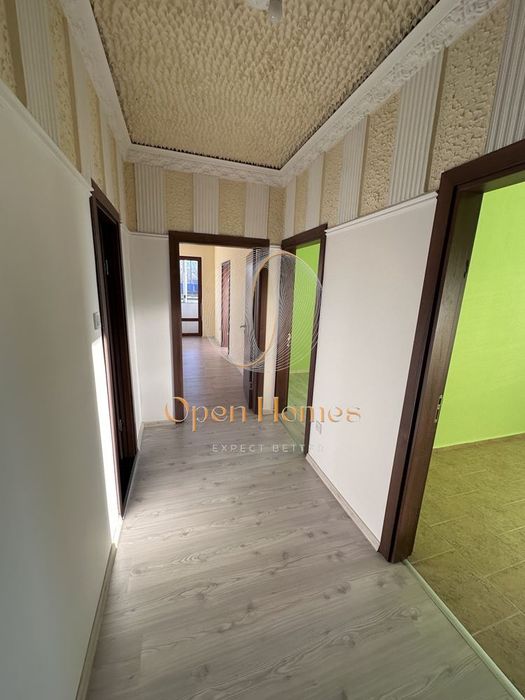 Продава се Тристаен апартамент в Пловдив, Тракия - 70 кв.м за 1600 €/кв.м - Снимка #7