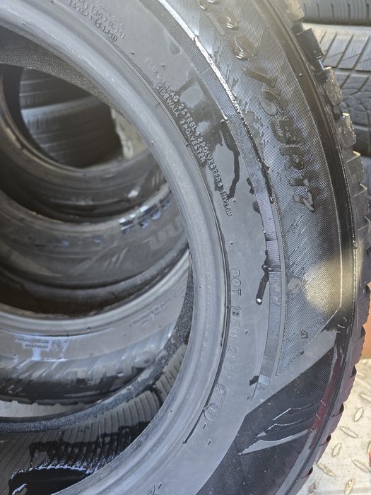 Anvelope iarna 225 65 17