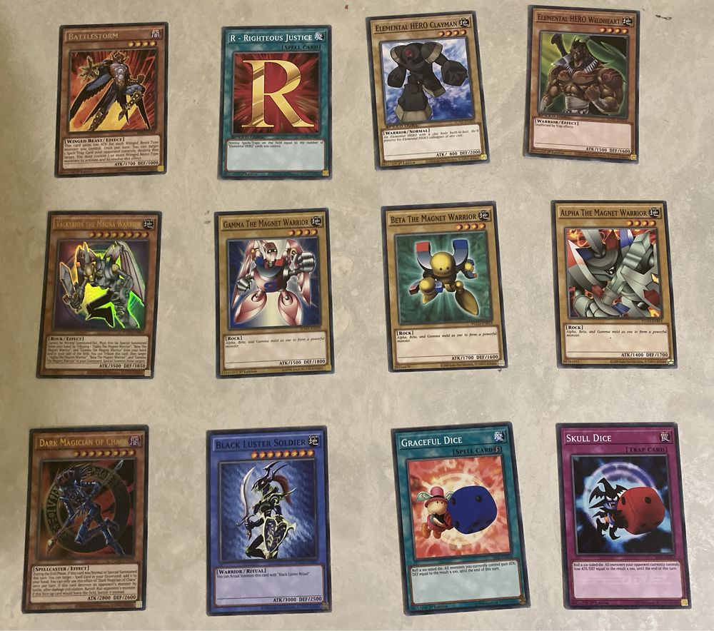 Yu-Gi-Oh/ Decks / Binder / Single Cards