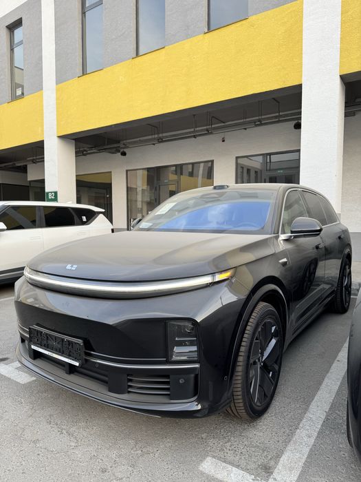 Li 7 ultra erstling 2025.05oy oq salon